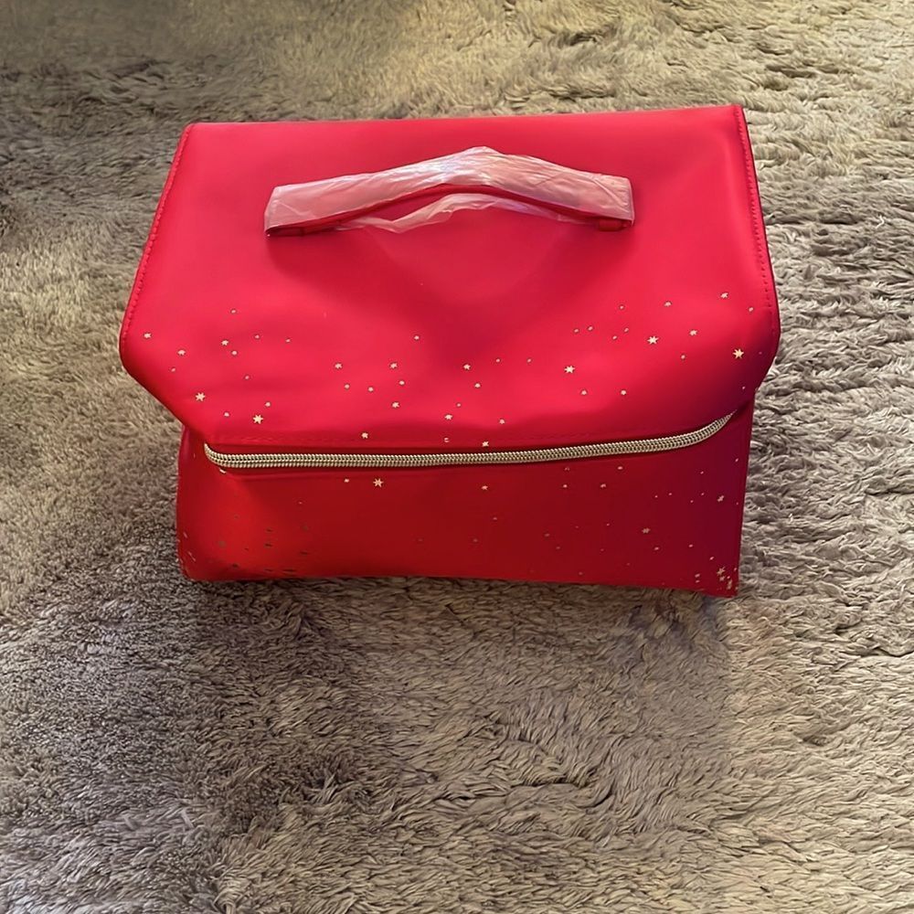 New Estee Lauder makeup travel case